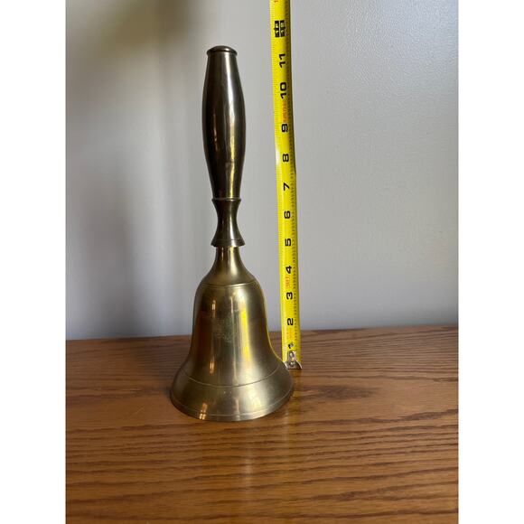Vintage Brass Bell Large 11.5" Table School Dinner Original Patina Farm - Picture 5 of 6